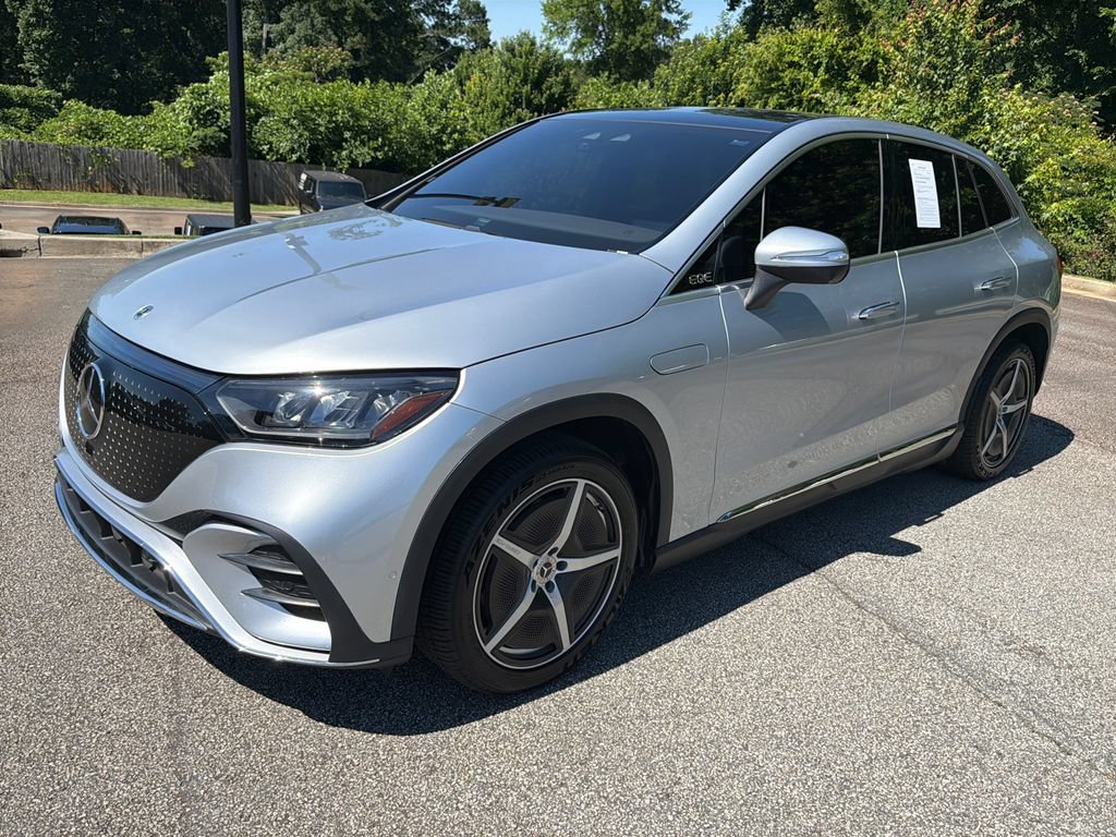Used 2023 Mercedes-Benz EQE 350+ SUV image 3