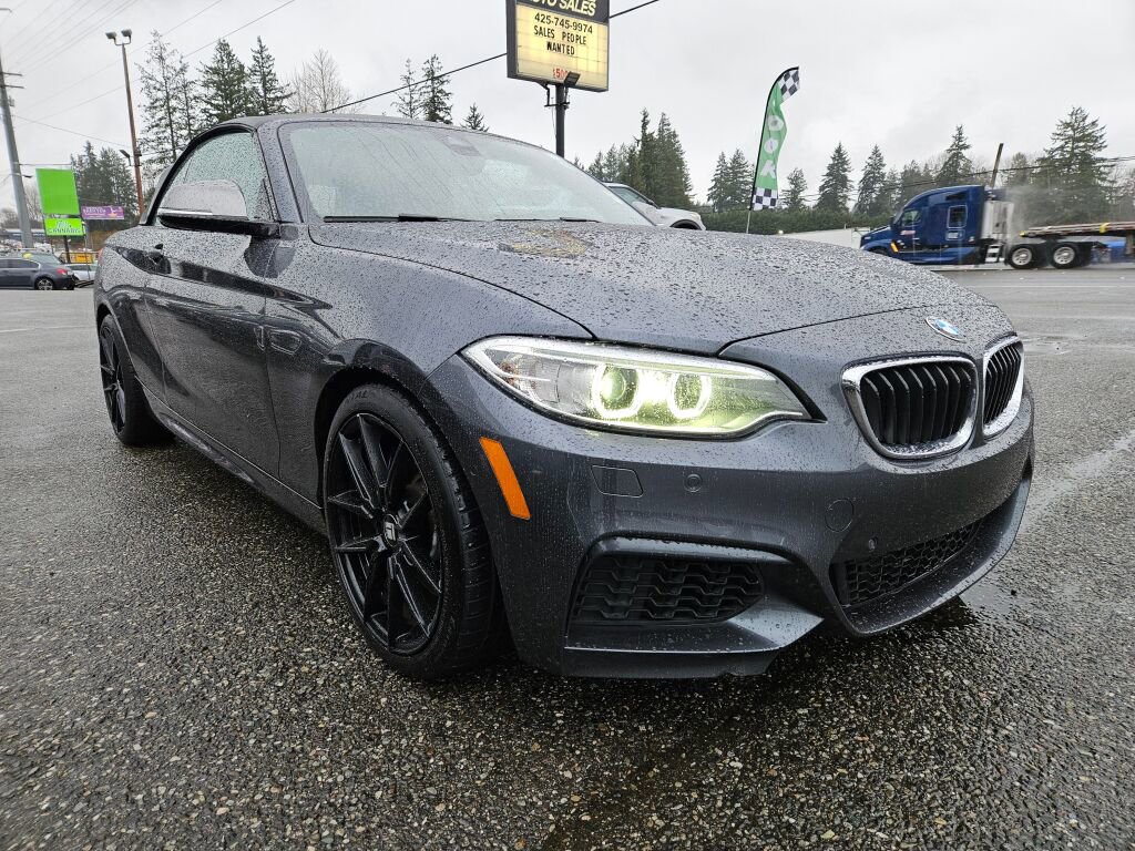 Used 2016 BMW M235i xDrive Convertible image 14