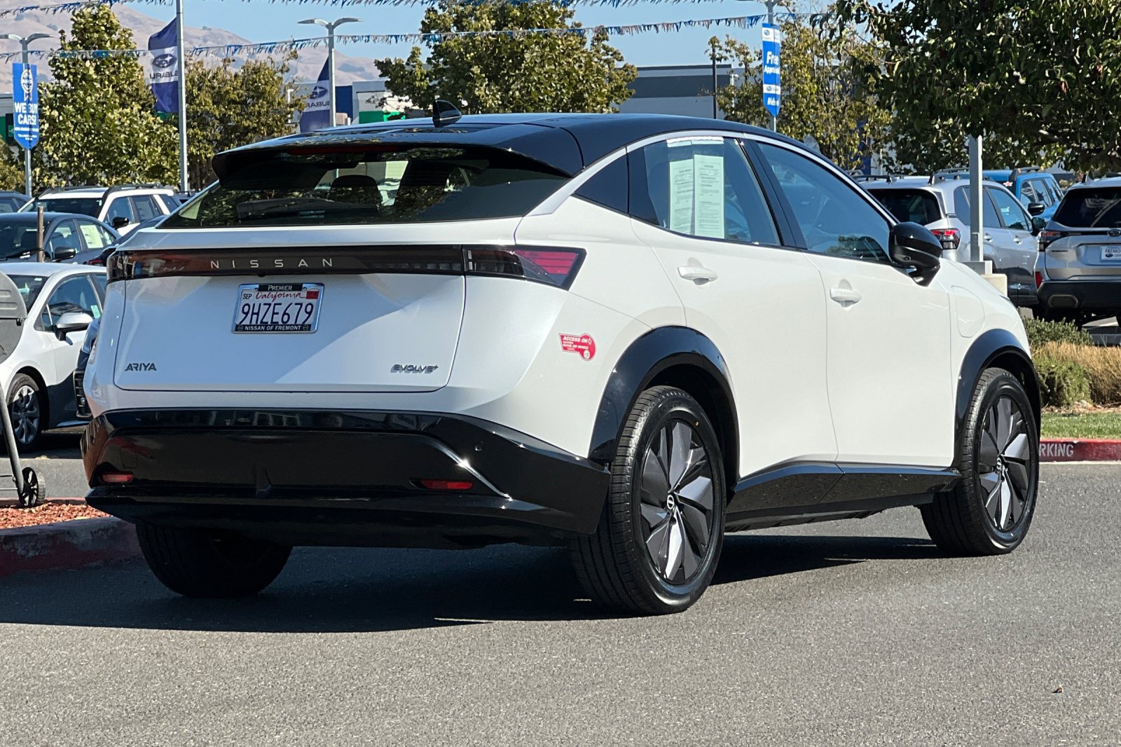 Certified 2023 Nissan Ariya FWD image 4