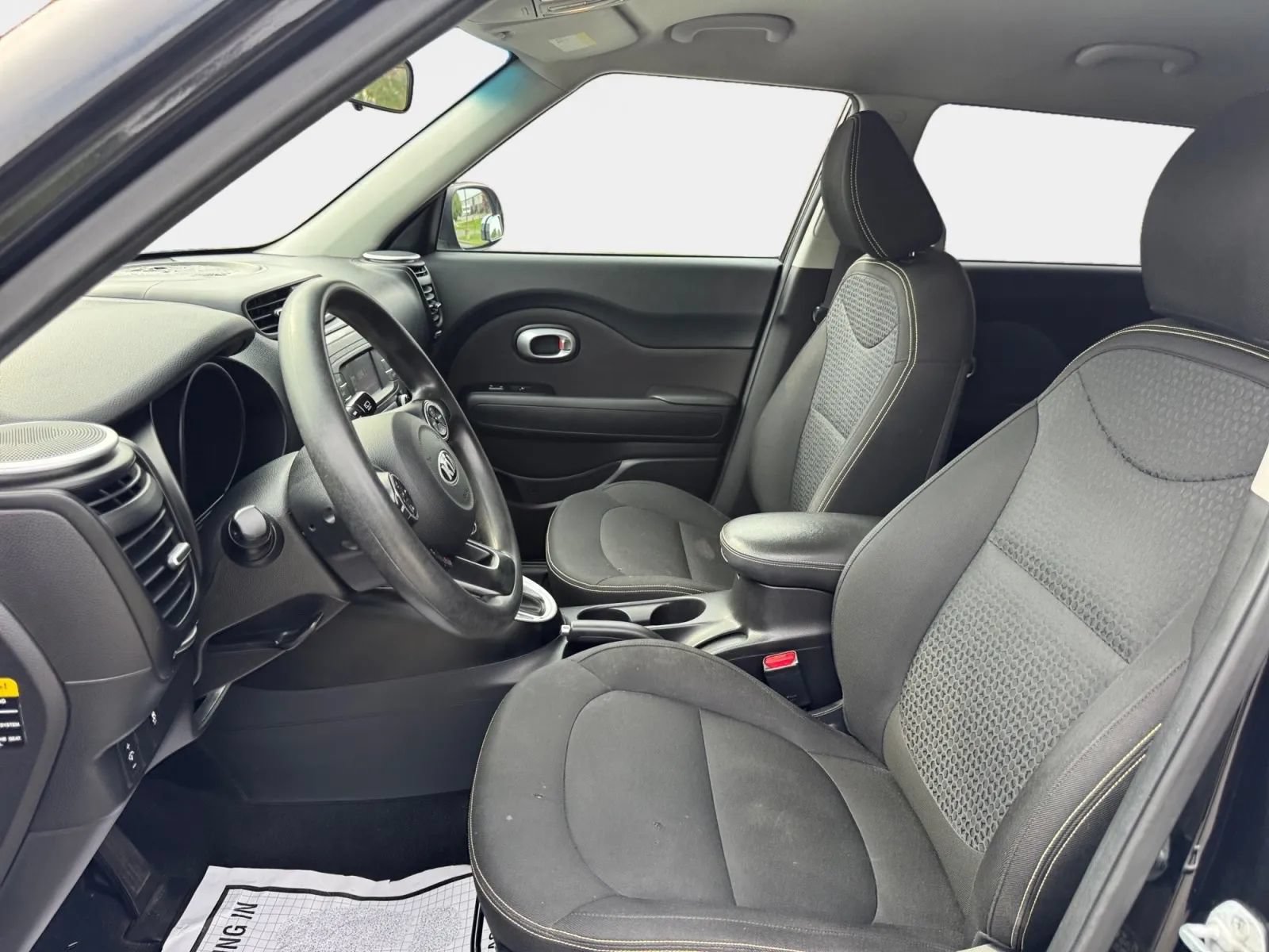Used 2014 Kia Soul + w/ UVO w/Eservices Package FWD image 9