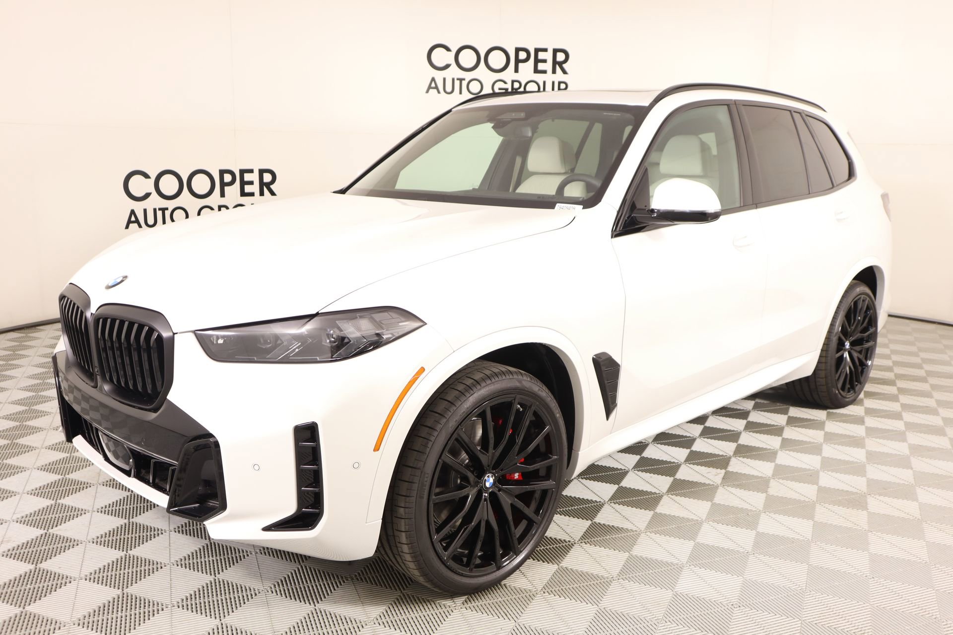 New 2026 BMW X5 xDrive40i w/ M Sport Package image 10