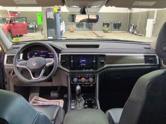 Used 2023 Volkswagen Atlas SE image 5
