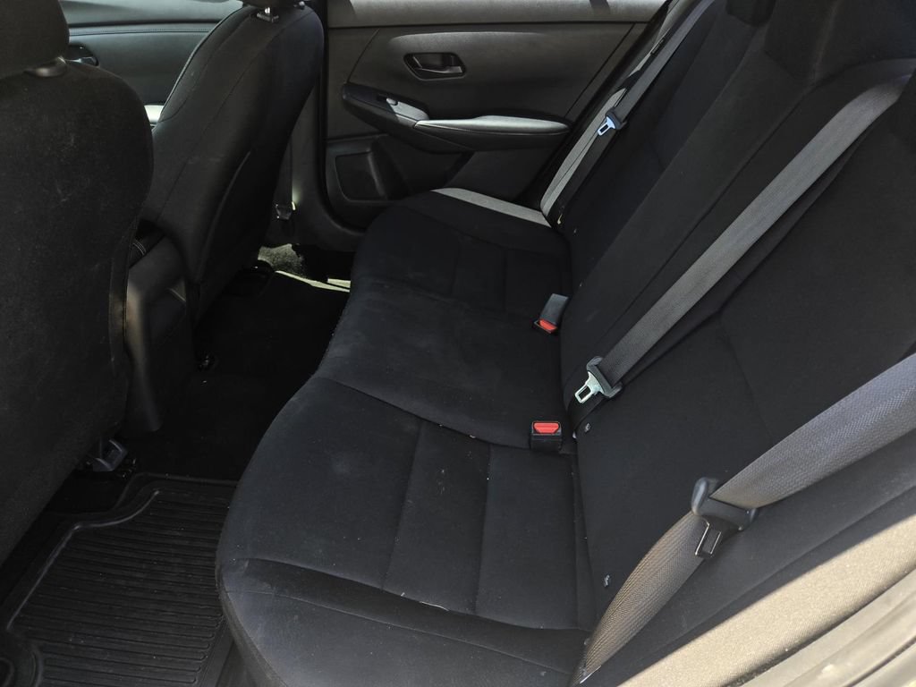 Certified 2024 Nissan Sentra S FWD image 10