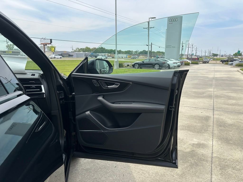 New 2026 Audi Q8 Prestige image 29