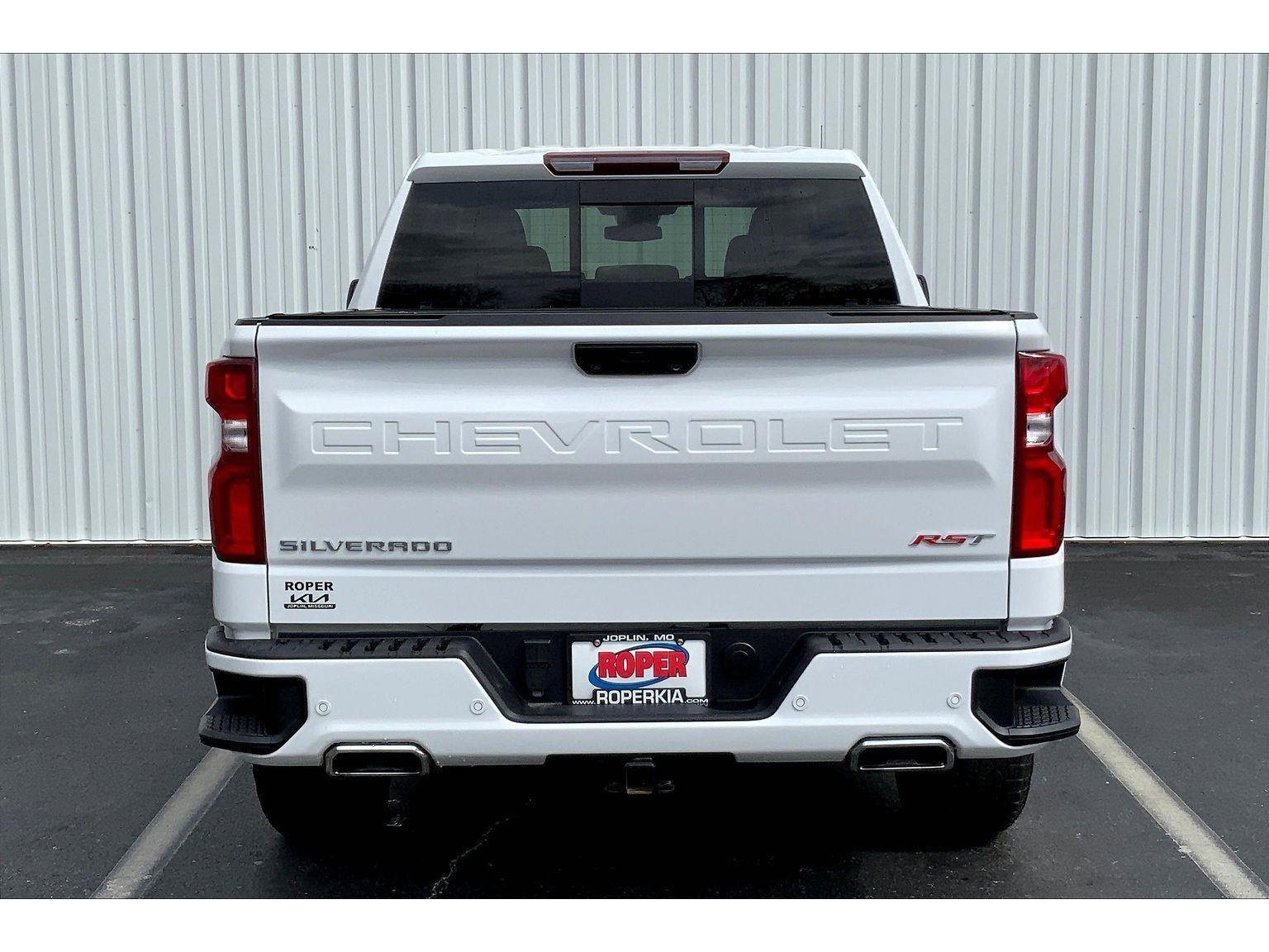Used 2024 Chevrolet Silverado 1500 RST image 4