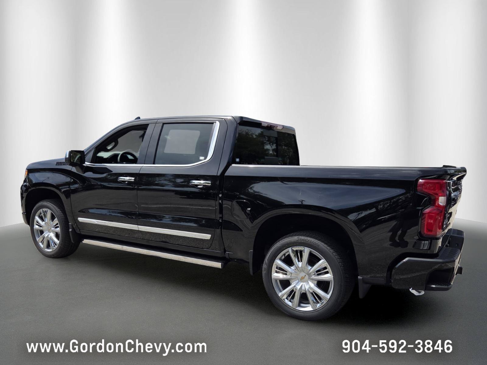 New 2026 Chevrolet Silverado 1500 High Country AWD/4WD image 4