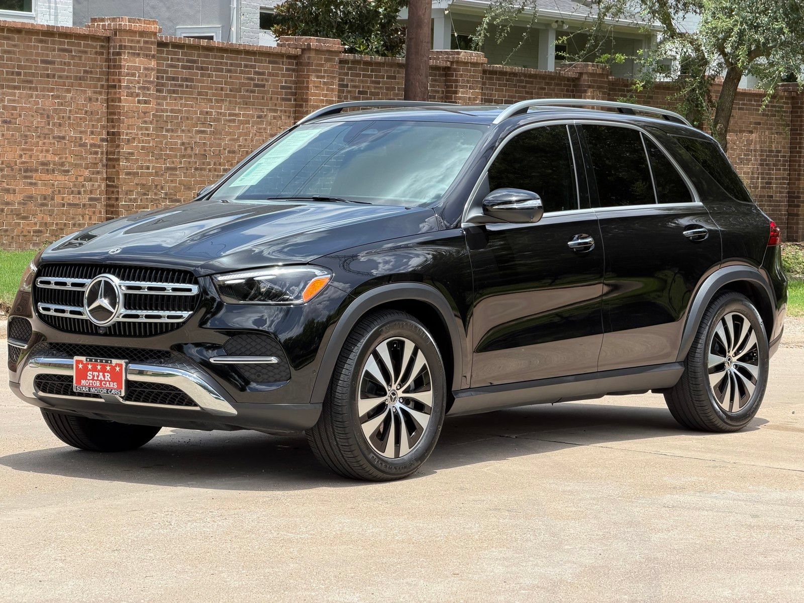 Certified 2025 Mercedes-Benz GLE 450 4MATIC image 11
