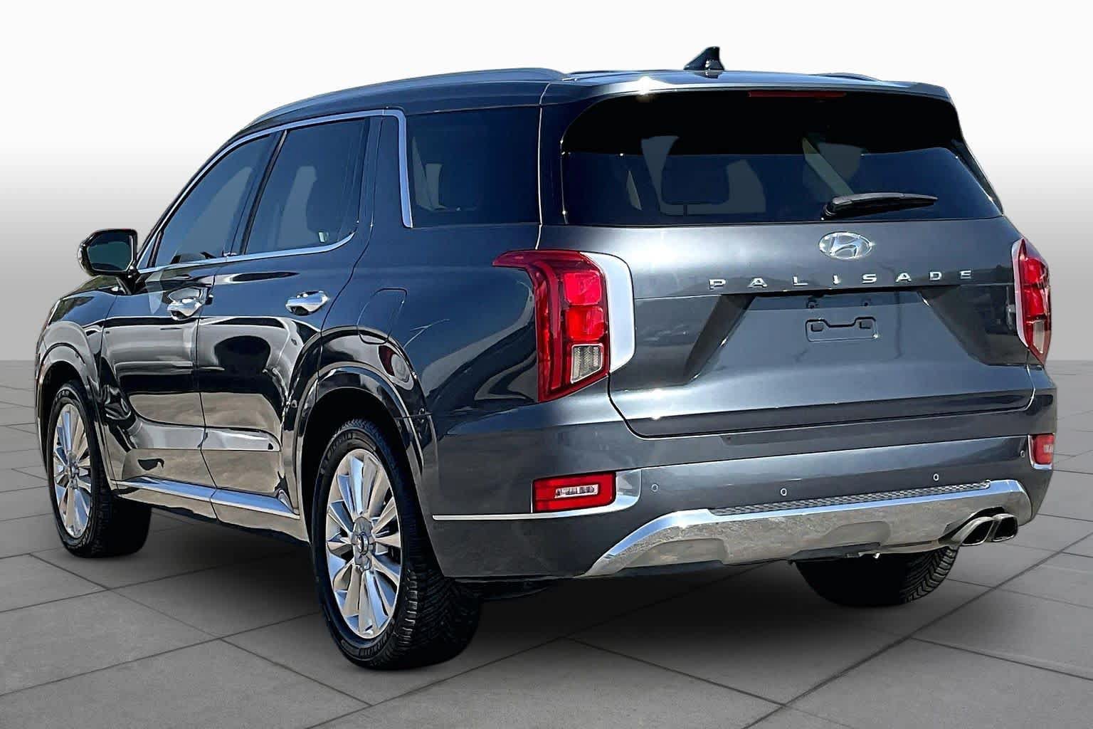 Used 2020 Hyundai Palisade Limited FWD image 11