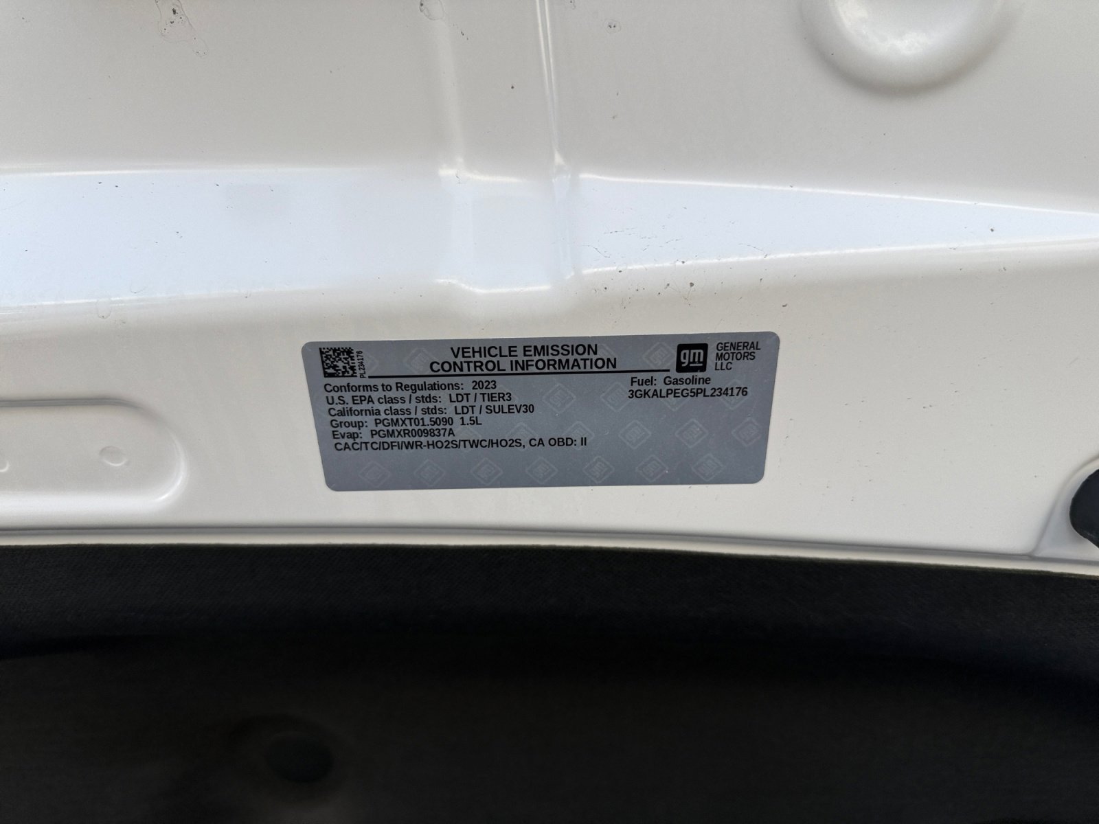 Used 2023 GMC Terrain SLT image 14