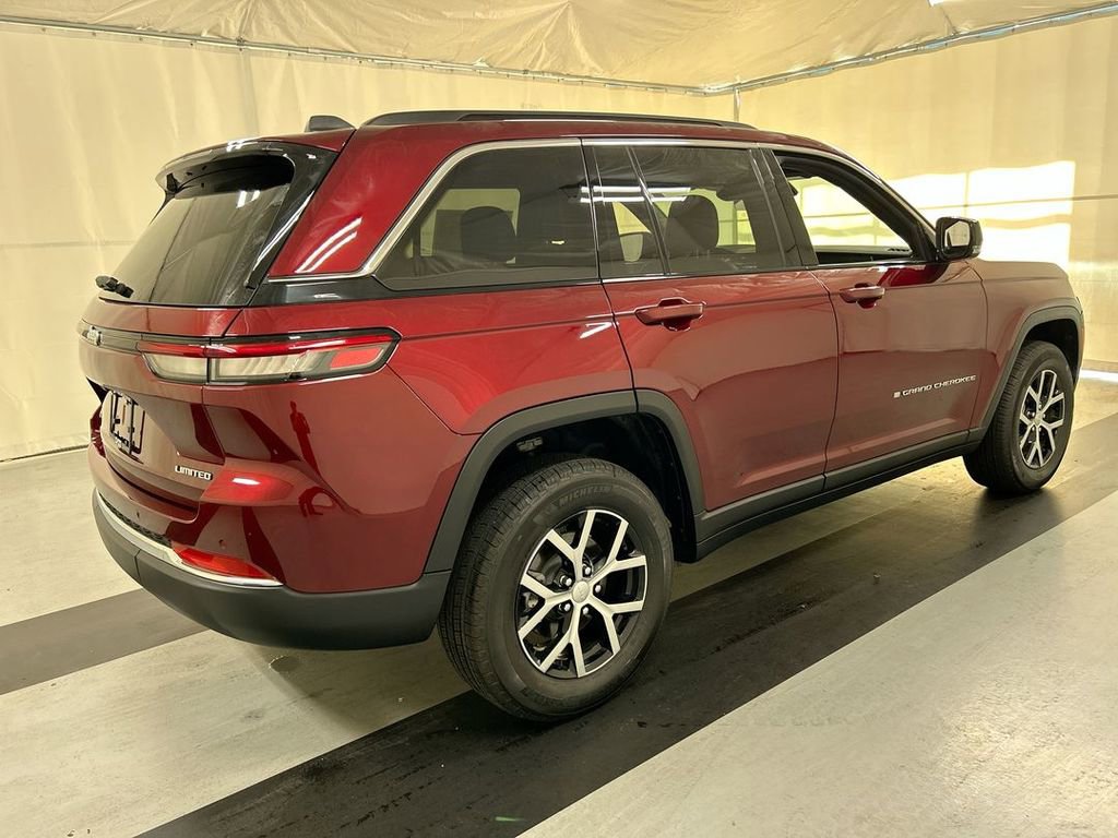 Certified 2025 Jeep Grand Cherokee Limited image 2