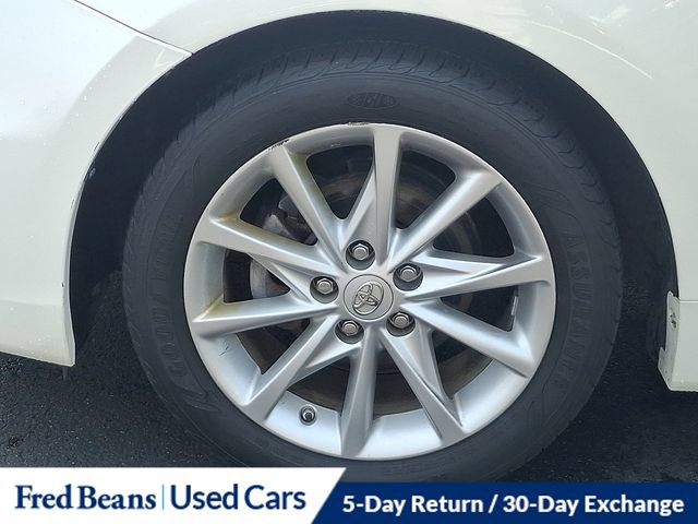 Used 2012 Toyota Prius V Five FWD image 28