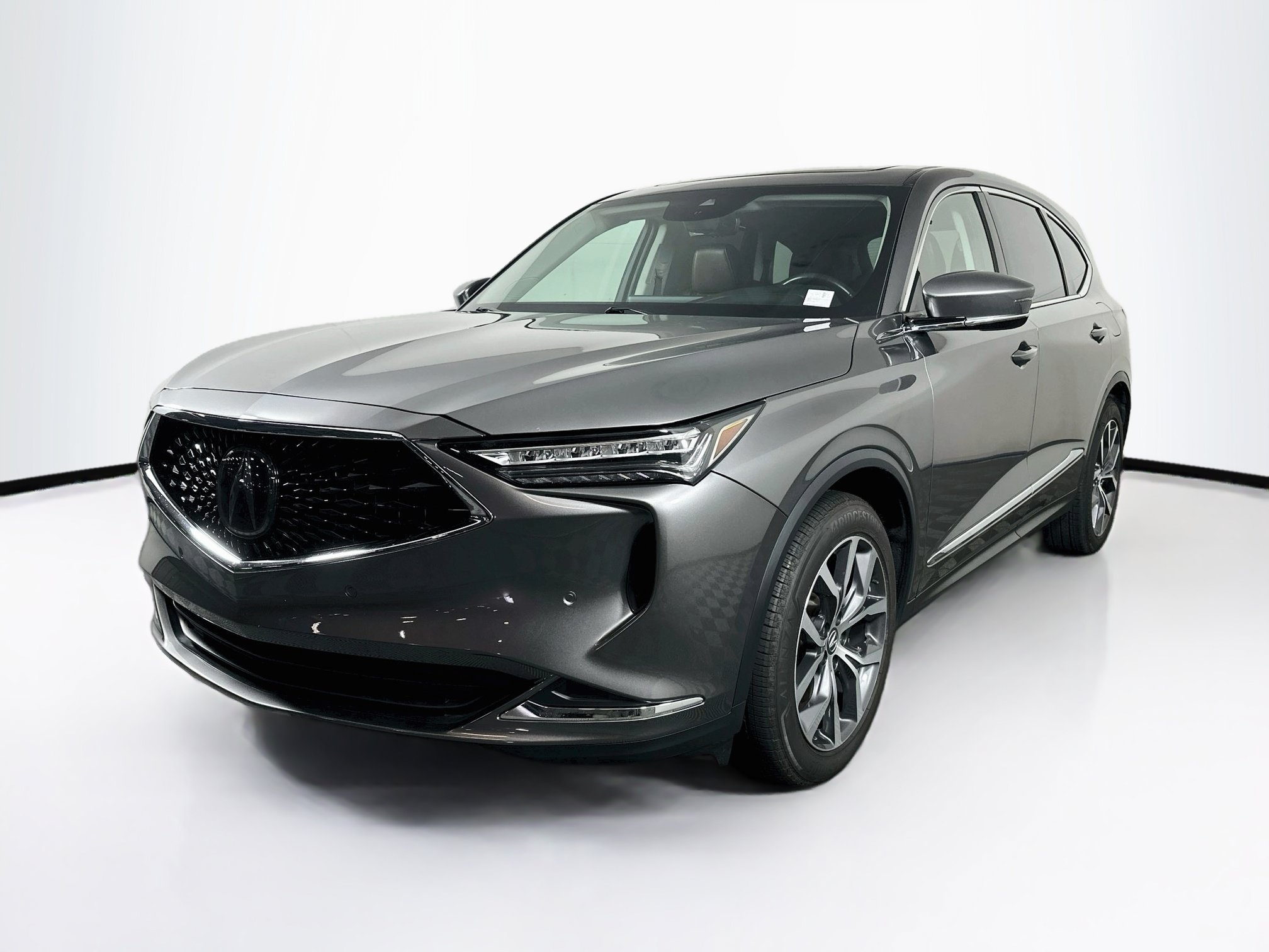 Used 2024 Acura MDX w/ Technology Package AWD/4WD image 3