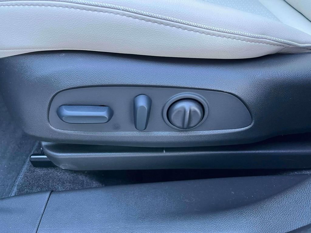 Certified 2023 Buick Encore GX Select w/ Safety Package II image 27