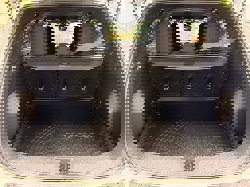 Certified 2025 Subaru Crosstrek 2.5i Sport w/ Crosstrek Mirror Package image 19