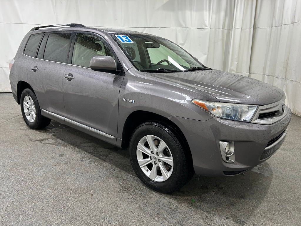 Used 2013 Toyota Highlander Base image 1
