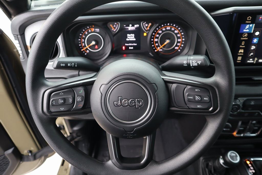 New 2026 Jeep Gladiator Sport image 3