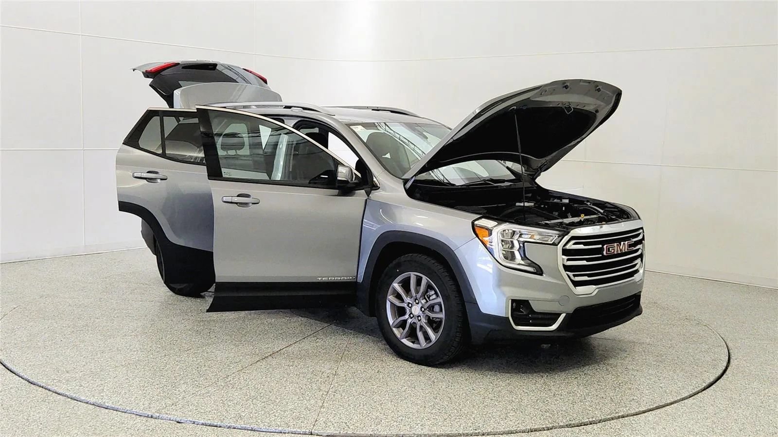 Used 2023 GMC Terrain SLT FWD image 10