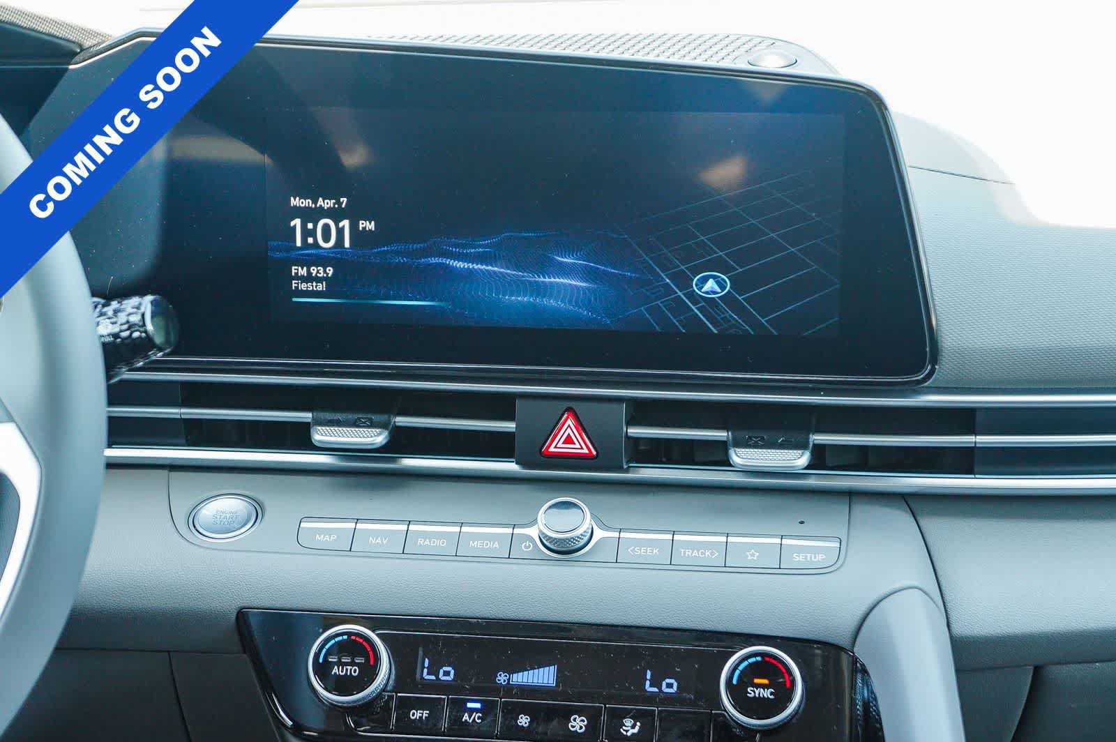Certified 2025 Hyundai Elantra SEL FWD image 14