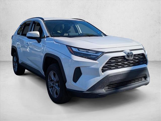 Used 2022 Toyota RAV4 XLE image 3