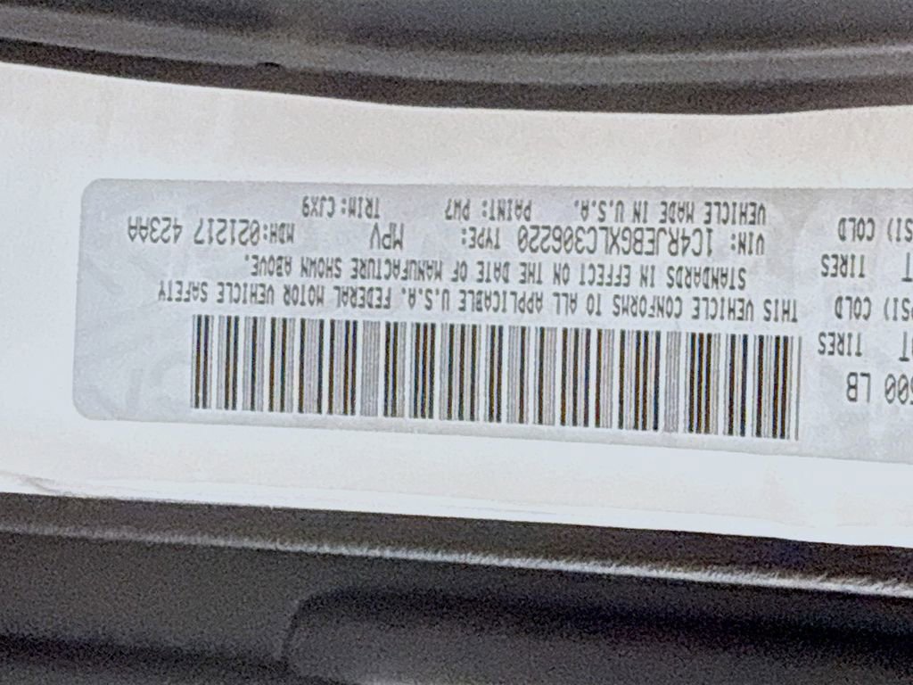 Used 2020 Jeep Grand Cherokee Limited image 37