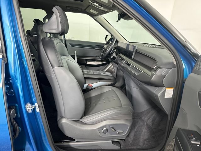 Used 2024 Kia EV9 Wind image 28