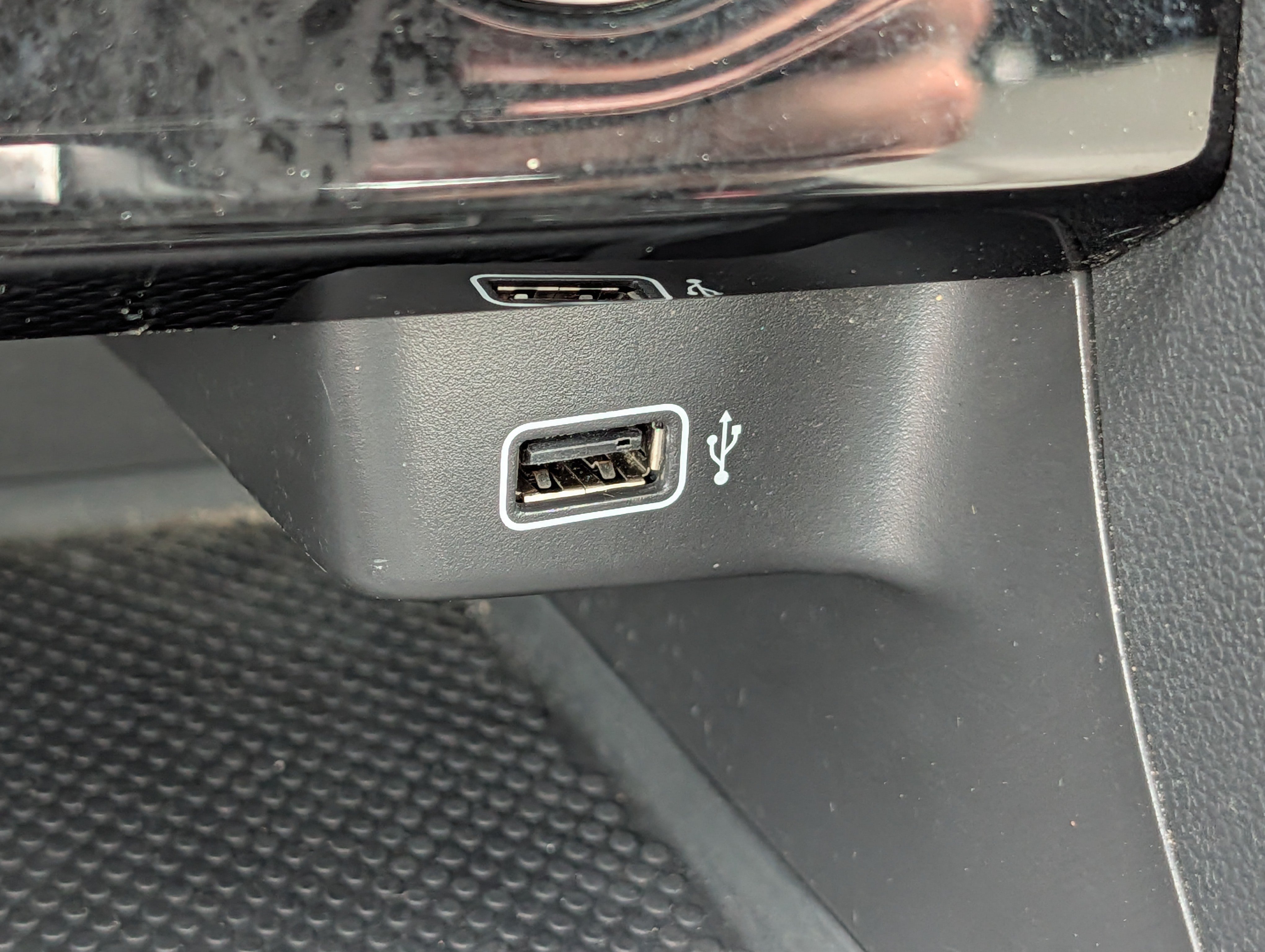 Used 2019 Volkswagen Jetta R-Line FWD image 28