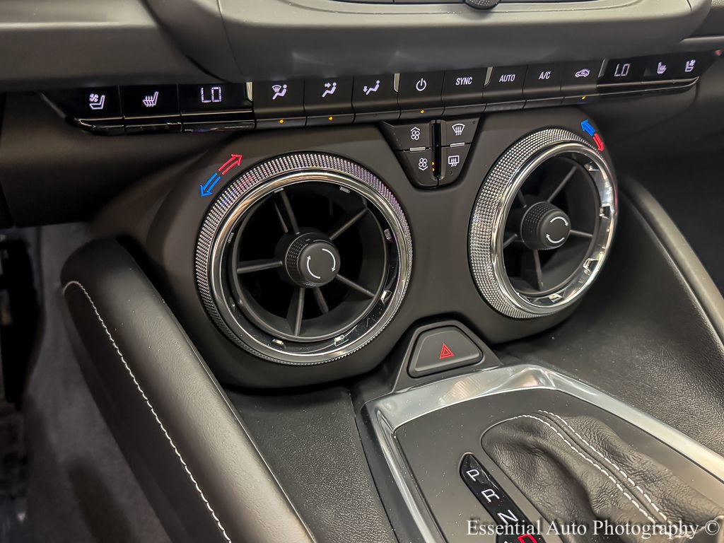 Used 2018 Chevrolet Camaro SS image 19