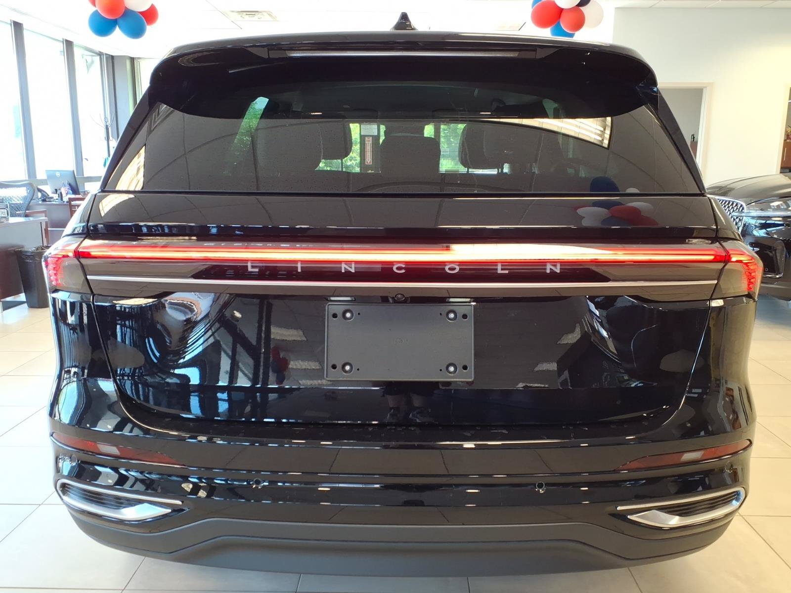 New 2026 Lincoln Nautilus Premier AWD/4WD image 8