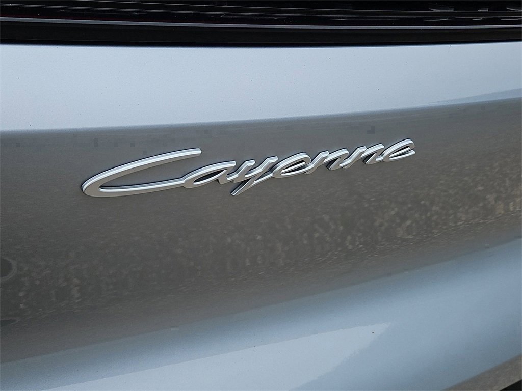 Certified 2025 Porsche Cayenne image 6