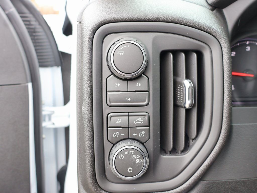 New 2026 Chevrolet Silverado 3500 W/T image 13