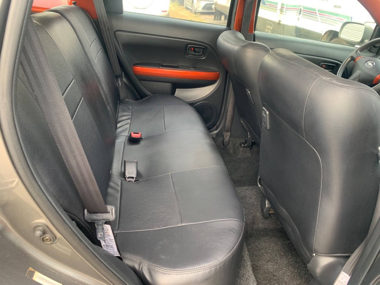 Used 2004 Scion xA FWD image 10