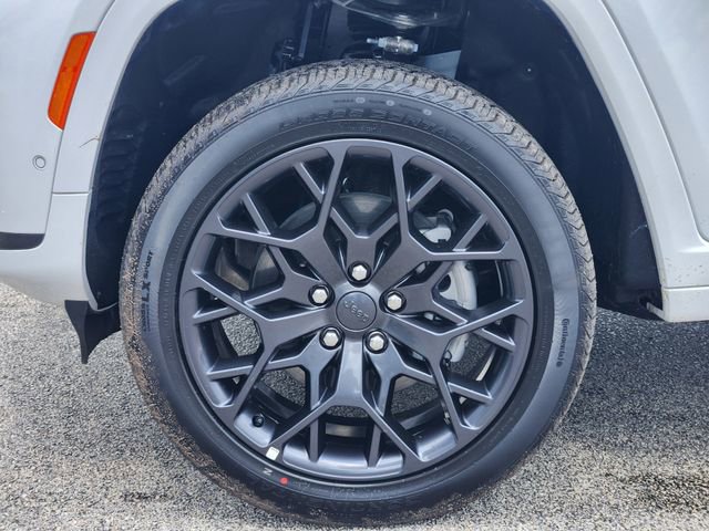 Used 2025 Jeep Grand Cherokee L Summit w/ Obsidian Package image 7