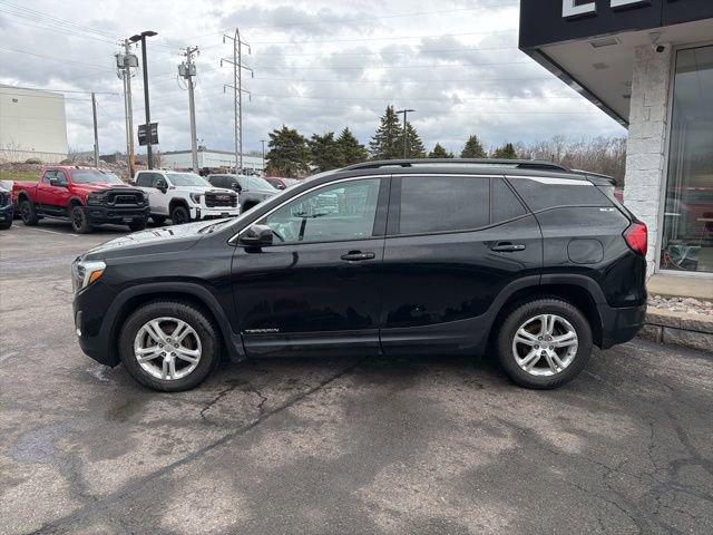 Used 2019 GMC Terrain SLE w/ Driver Convenience Package image 2