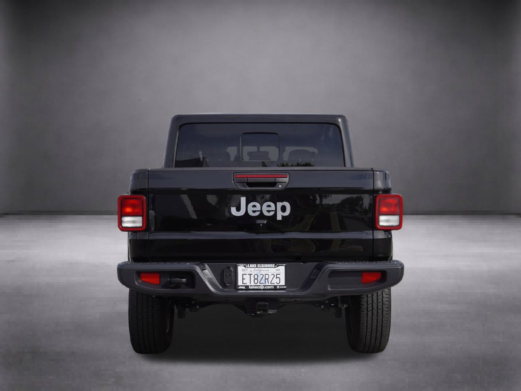 Used 2021 Jeep Gladiator Overland w/ Popular Equipment Package AWD/4WD image 6
