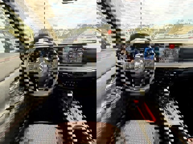 New 2026 Nissan Kicks SR w/ SR Premium Package image 19