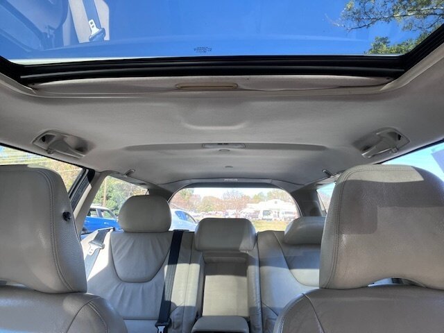 Used 2006 Volvo V70 2.5T FWD image 28
