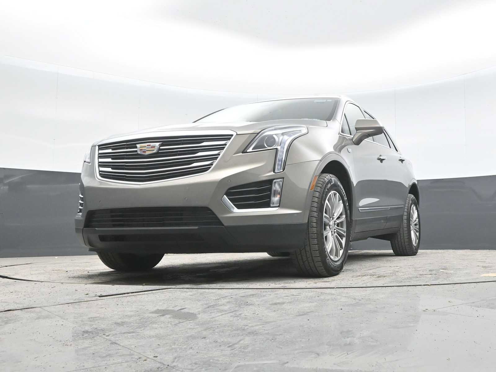 Used 2019 Cadillac XT5 Luxury AWD/4WD image 40