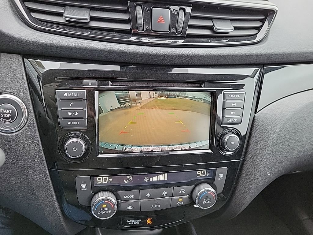 Used 2022 Nissan Rogue Sport SV image 19