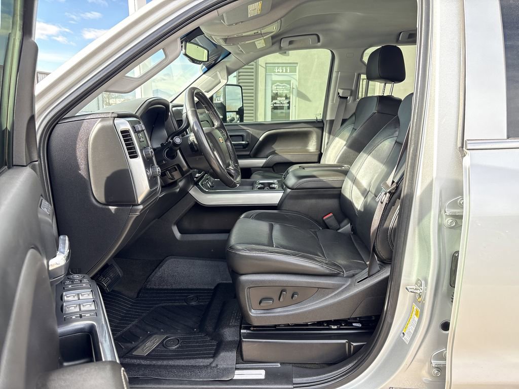 Used 2017 Chevrolet Silverado 2500 LTZ w/ Duramax Plus Package image 24