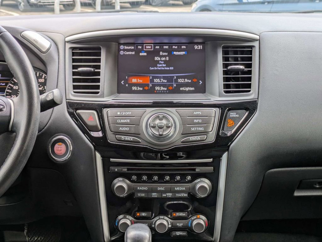 Used 2020 Nissan Pathfinder SV image 22