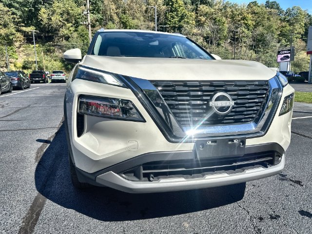 Used 2023 Nissan Rogue SV w/ SV Premium B Package AWD/4WD image 18