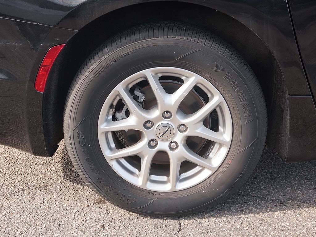 Used 2023 Chrysler Pacifica Touring-L image 20