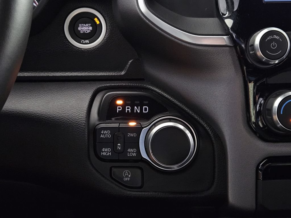 Used 2023 RAM 1500 Lone Star AWD/4WD image 19
