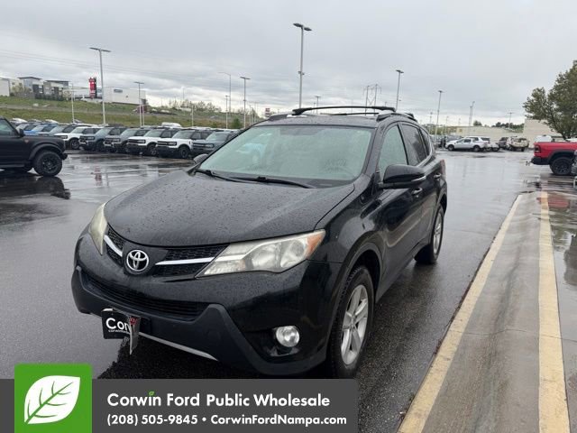 Used 2014 Toyota RAV4 XLE AWD/4WD image 3