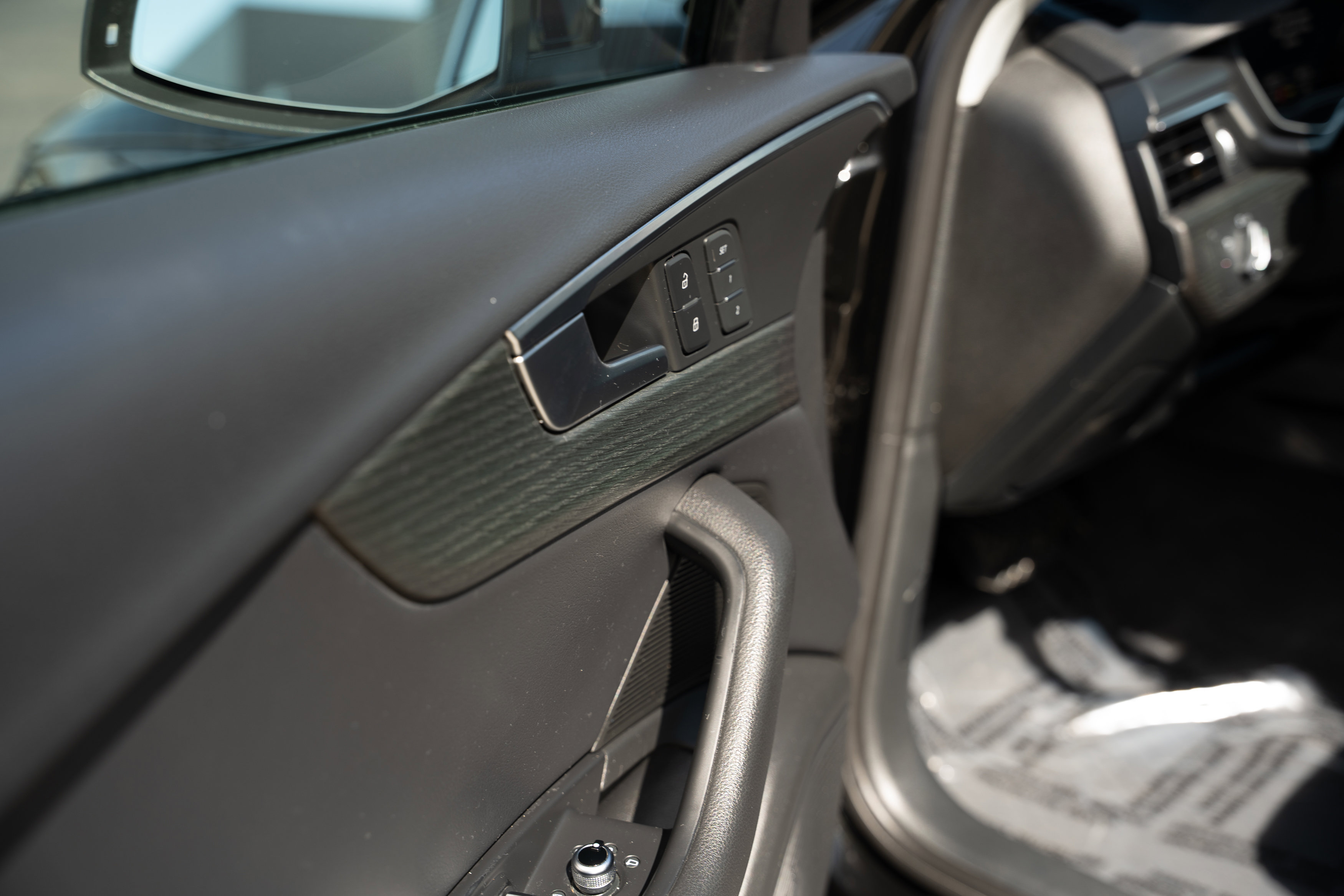 Used 2018 Audi A4 2.0T Premium Plus w/ Premium Plus Package image 21