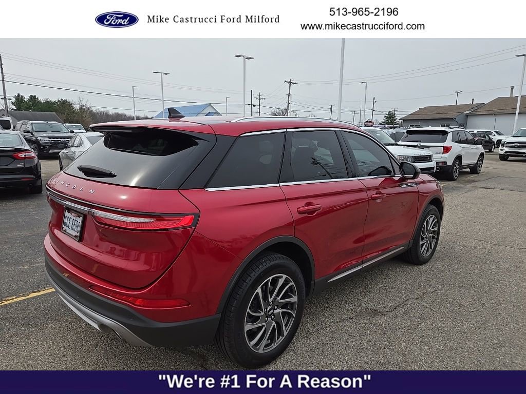 Used 2022 Lincoln Corsair AWD w/ Equipment Group 101A image 4