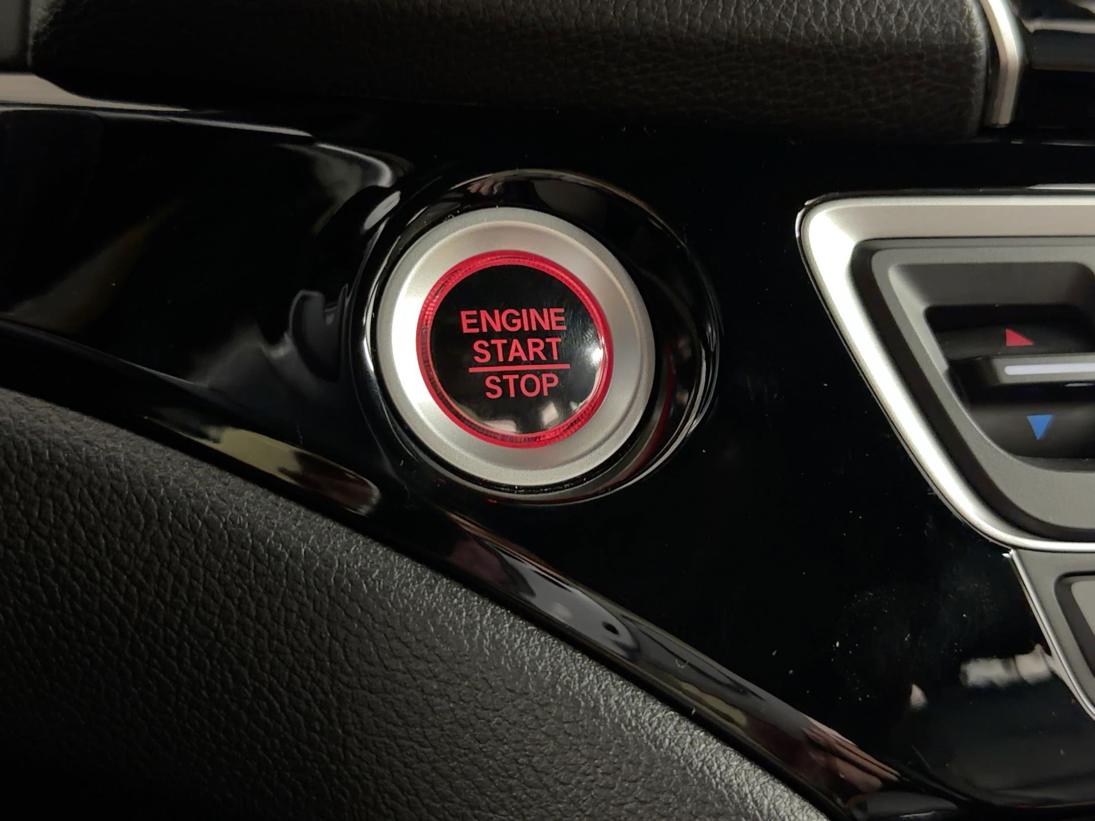 Certified 2022 Honda Pilot Black Edition image 23