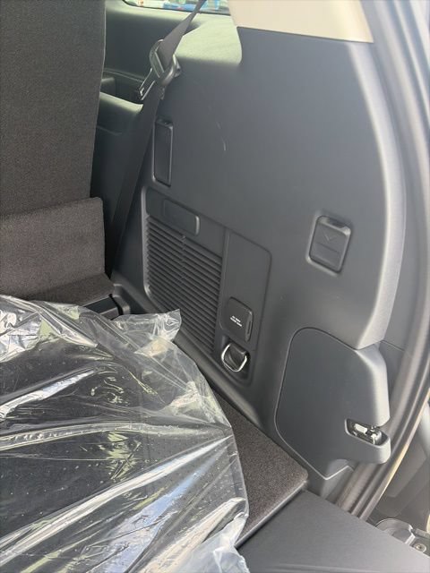 New 2026 Ford Expedition Active AWD/4WD image 14