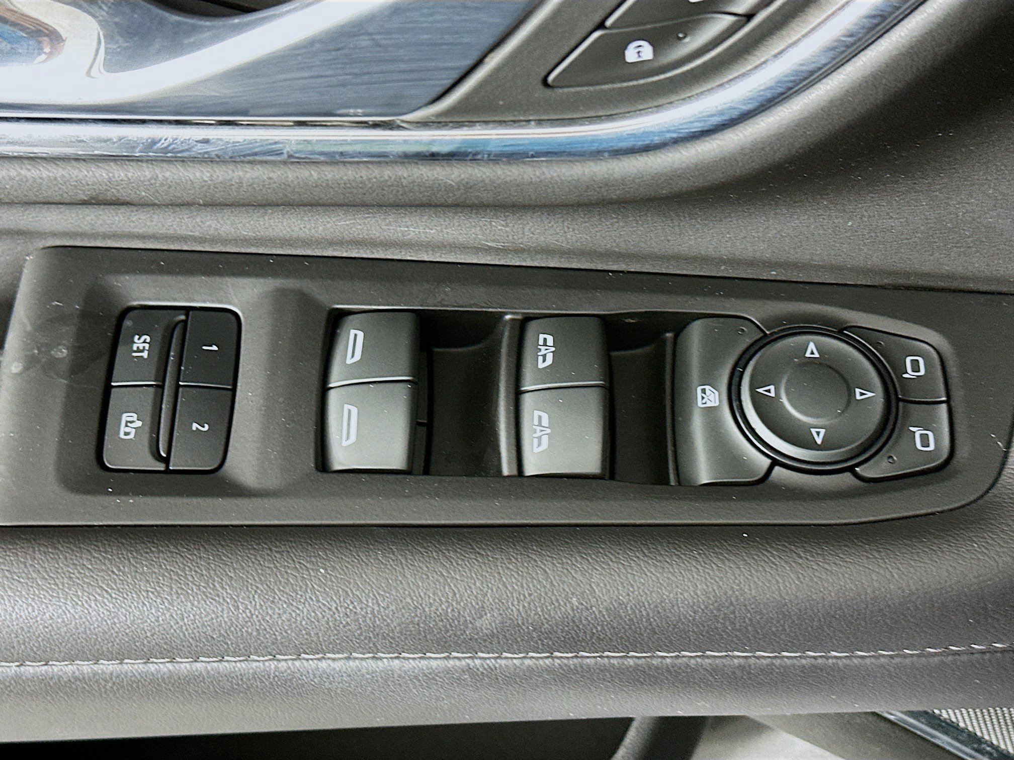 Used 2024 Chevrolet Tahoe LT image 15