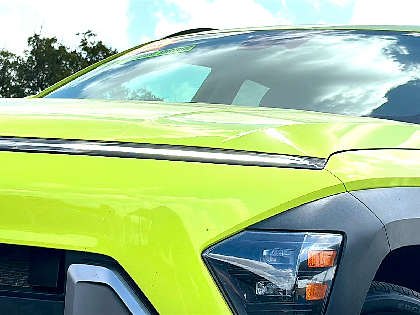 Used 2025 Hyundai Kona SEL AWD/4WD image 4